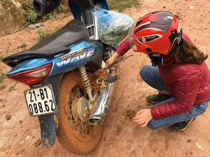 Gian nan đường đến trường của giáo viên vùng cao