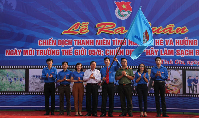 Ra quân quân Chiến dịch thanh niên tình nguyện hè 2017