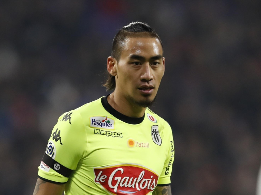 Ketkeophomphone, từ kẻ thất nghiệp đến ngôi sao tuyển Lào