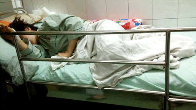 Bệnh nhân vừa trải qua một cuộc tiểu phẫu giới tính