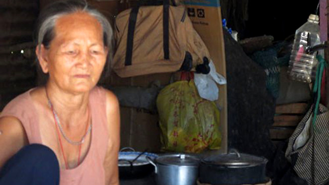 Bà Nguyễn Thị Đặng (67 tuổi) - bà nội của cháu Hoa