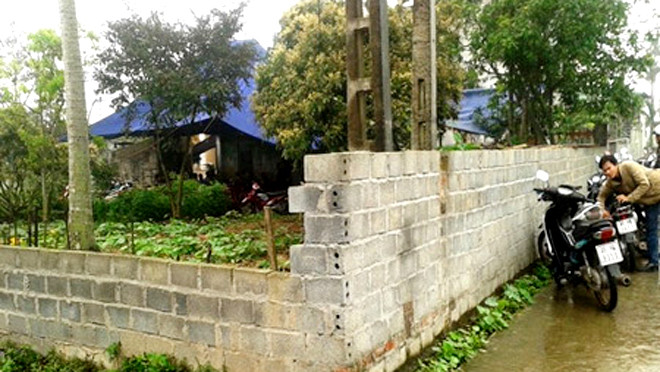 Ngôi nhà nơi nữ sinh được phát hiện bị ngộ độc thuốc diệt cỏ cùng một số thương tích trên người