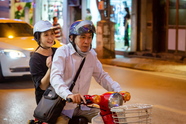 NSND Lan Hương – NSƯT Đỗ Kỷ là cặp vợ chồng hiếm có của làng giải trí đất Bắc.