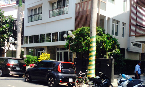 Căn biệt thự bị trộm đột nhập.