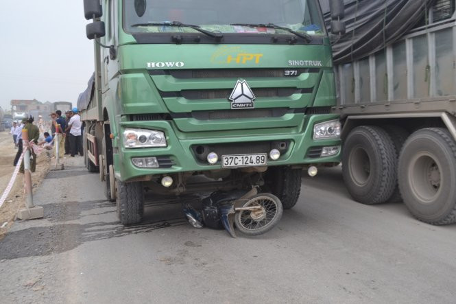 Hiện trường vụ tai nạn. Ảnh: Tuổi trẻ.