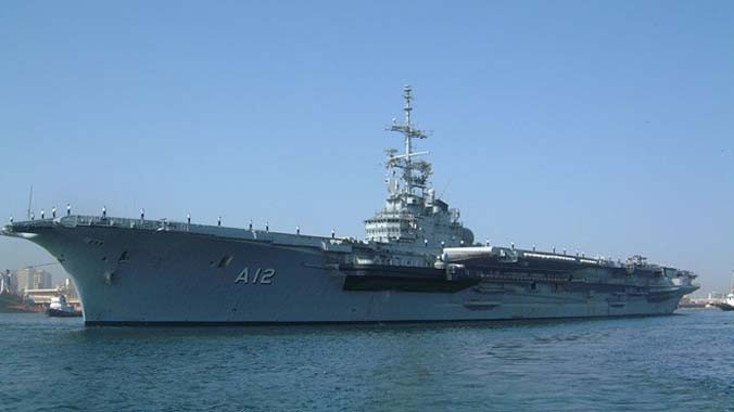 Hải quân Brazil sẽ duy trì hoạt động tàu sân bay Sao Paulo đến năm 2039. Khi đó, nó sẽ trở thành hàng không mẫu hạm có thâm niên nhất thế giới với gần 80 "tuổi".Ảnh: Academic.