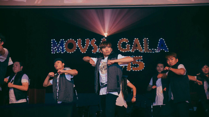 Sinh viên Việt Nam tại Australia khoe tài âm nhạc