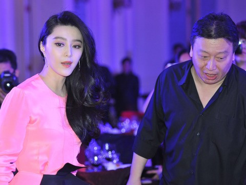 Quản lý thân cận của Phạm Băng Băng, ông Mục Hiểu Quang, bị khởi tố hình sự vì tiêu huỷ chứng cứ.