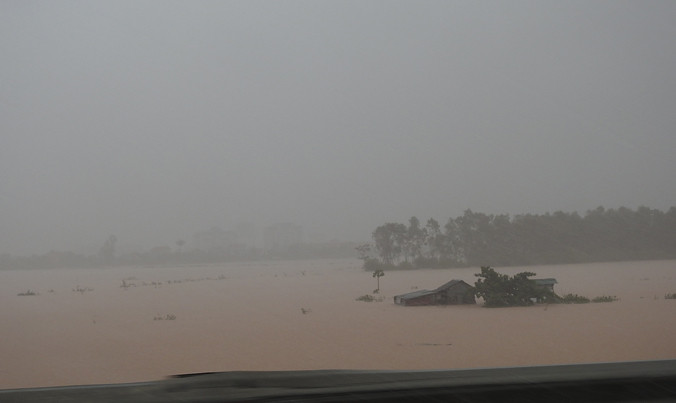 Lũ chồng lũ ở Quảng Bình.