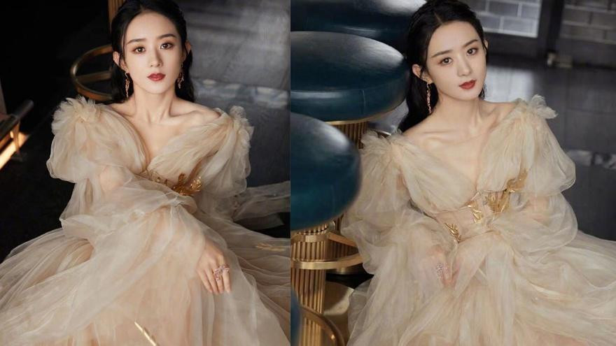 Triệu Lệ Dĩnh hóa nữ thần ‘át vía’ loạt mỹ nhân hạng A