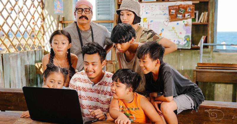 Anh thầy ngôi sao là phim ăn khách dịp 2/9