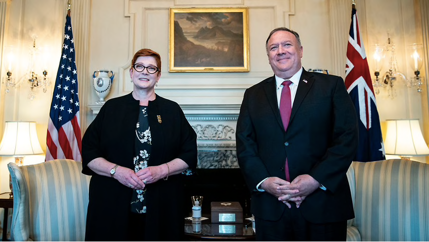 Ngoại trưởng Mỹ Mike Pompeo (phái) và người đồng cấp Úc Marise Payne. (Ảnh: ABC)