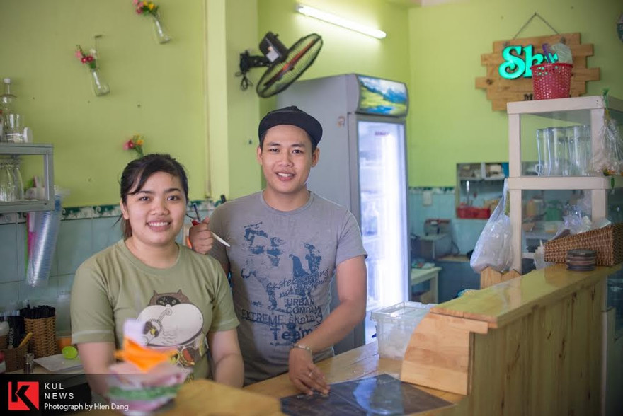 Vợ chồng "hotboy trà sữa" Lê Tấn Lợi.