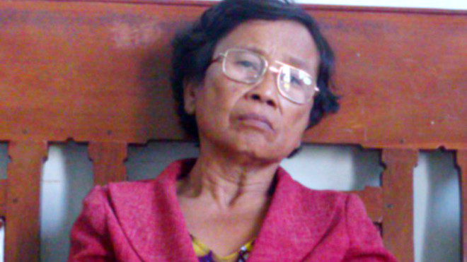 Nghi chồng "hú hí" với hàng xóm, bà Nguyễn Thị Điểm bỏ thuốc trừ sâu vào nồi thuốc bắc, đầu độc hàng xóm