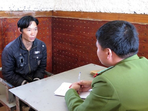 Hảng A Vư tại cơ quan điều tra