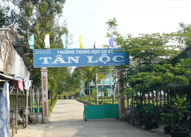 Trường THCS Tân Lộc, nơi vừa xảy ra án mạng