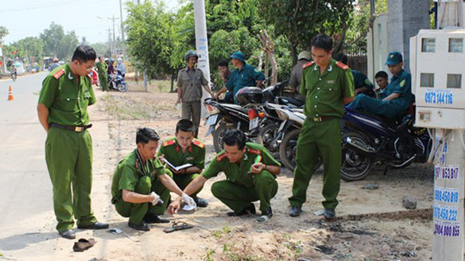 Cơ quan công an khám nghiệm hiện trường