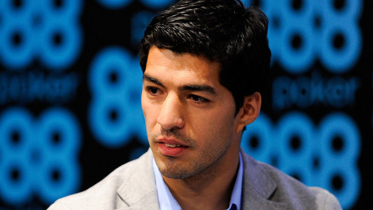 Suarez tự tin sẽ đánh bại Anh