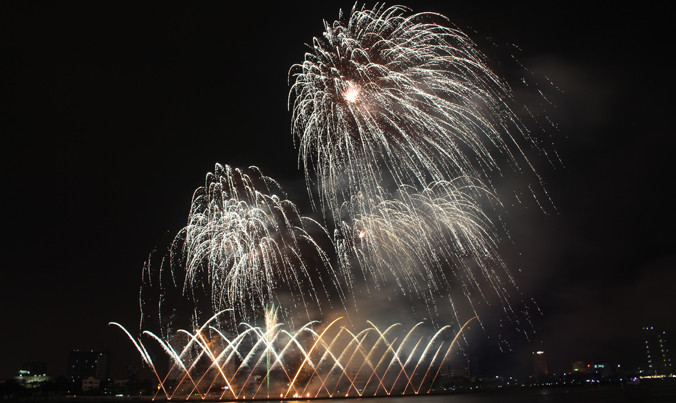 Hành trình 'leo núi Ngũ Hành' đầy màu sắc của đội Thụy Sĩ