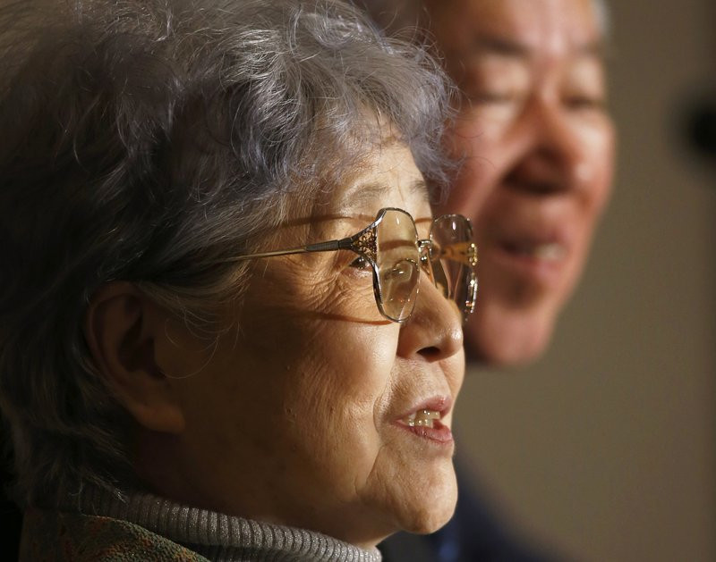 Bà Sakie Yokota, mẹ của bé gái trong bài phát biểu của ông Trump, vào năm 2014. Ảnh: AP