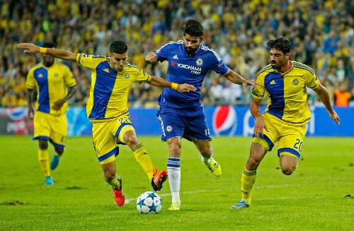 Costa thi đấu mờ nhạt, ngoài tình huống bị phạm lỗi khiến đối thủ nhận thẻ đỏ. Ảnh: AFP.