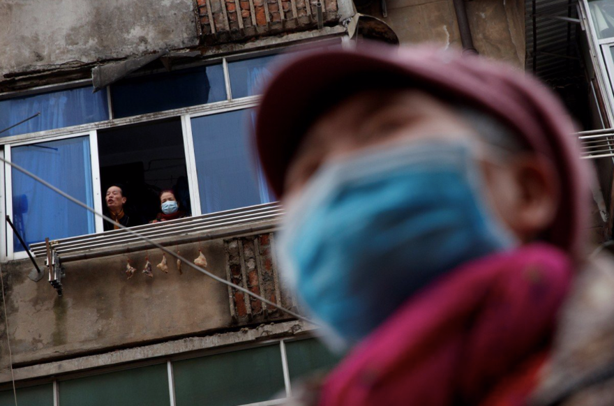 Số bệnh nhân nhiễm virus corona mới ở Trung Quốc đã vượt đại dịch Sars. (Ảnh: Reuters)