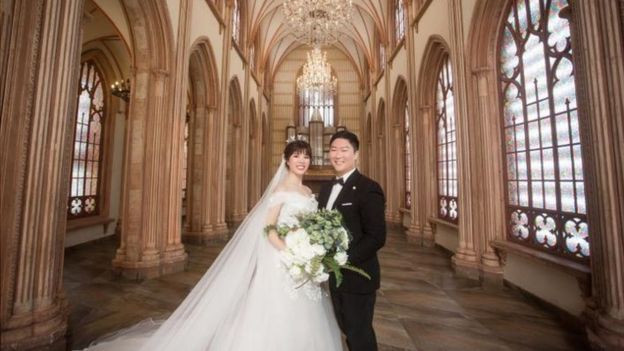 Anh Joseph Yew và vợ Kang Ting