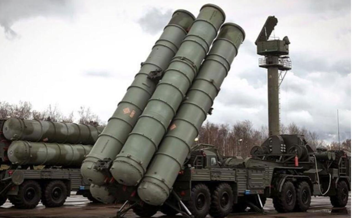 Hệ thống phòng không S-400 do Nga chế tạo