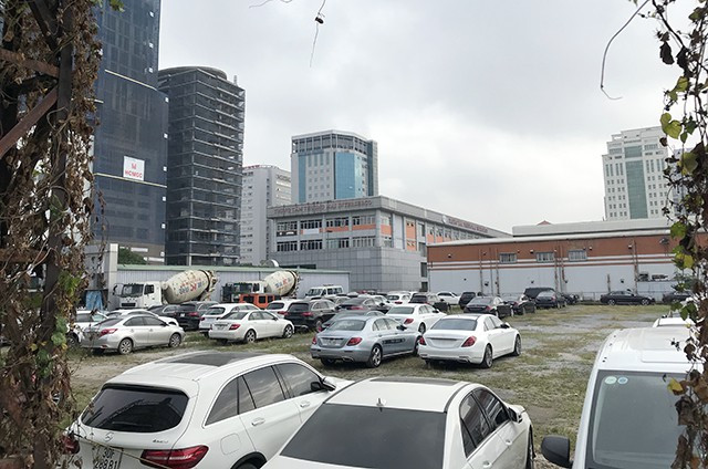 Khu đất 17 Phạm Hùng