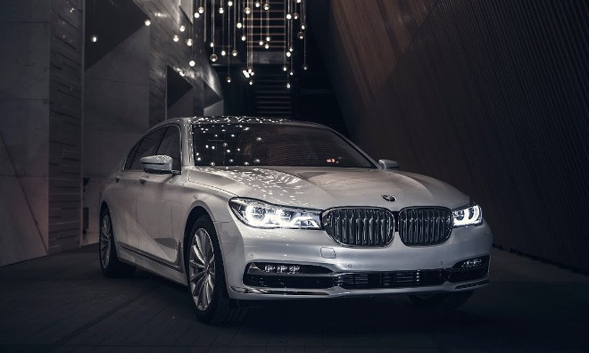 BMW 740i có phải là xe tốt nhất của BMW?