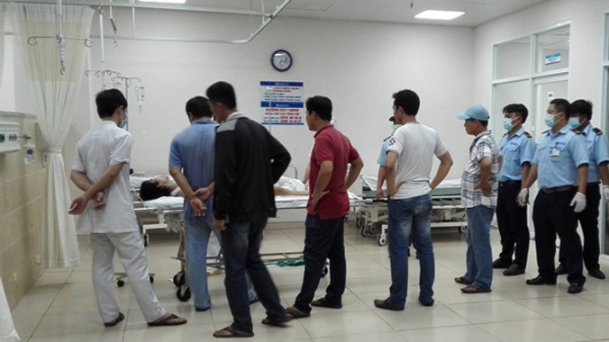 Phạm Văn Tuân được cấp cứu tại Bệnh viện Đa khoa Đồng Nai.