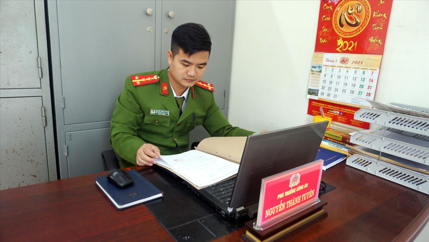 Đại úy Nguyễn Thành Tuyên - Phó Công an xã Tráng Việt.