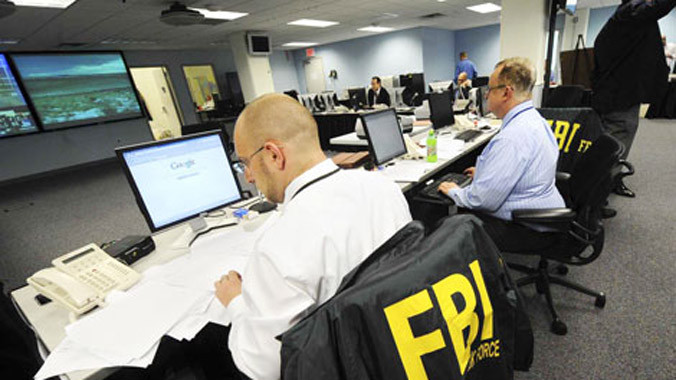 FBI đã điều tra về mối quan hệ giữa Evgeny Buryakov, Igor Sporyshev và Viktor Podobnyy từ 5 năm trước, đặc biệt là các cuộc gặp của họ từ tháng 2/2012.