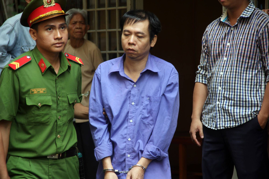 Sát hại cha mẹ vợ hằng chục nhát dao, Kiên bị tuyên án chung thân. Ảnh: Tân Châu