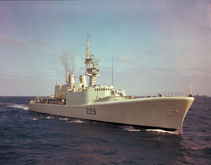 Tàu khu trục HMCS Ottawa của Canada. (Ảnh: Wikipedia)