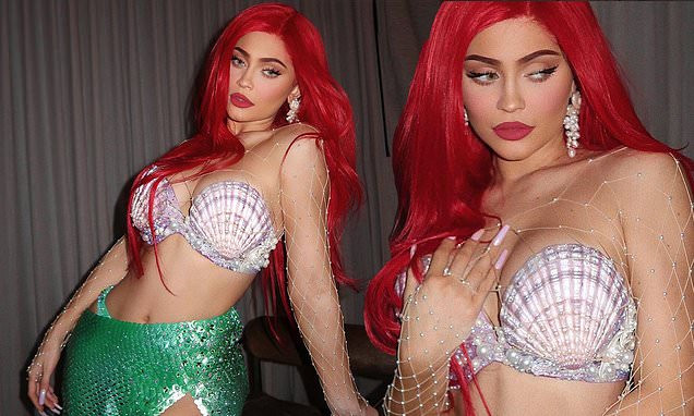 Kylie Jenner mặc áo ngực vỏ sò hóa trang thành nàng tiên cá