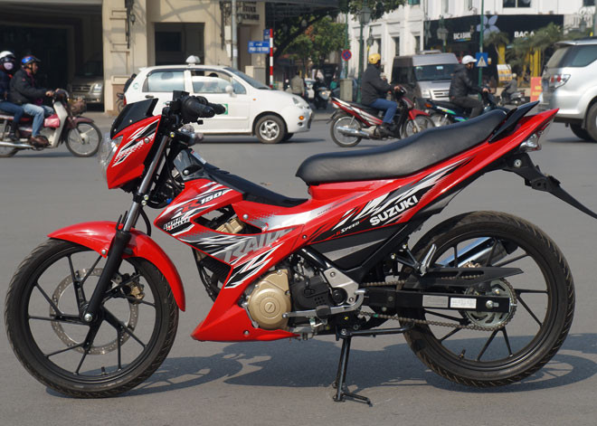 Cận cảnh 'trống choai' Suzuki Raider