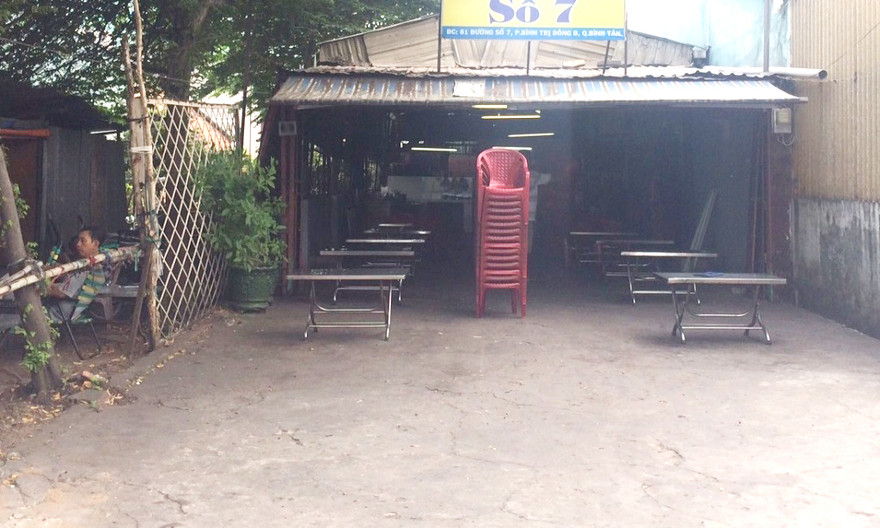 Quán nhậu của ông P. nơi xảy ra sự việc