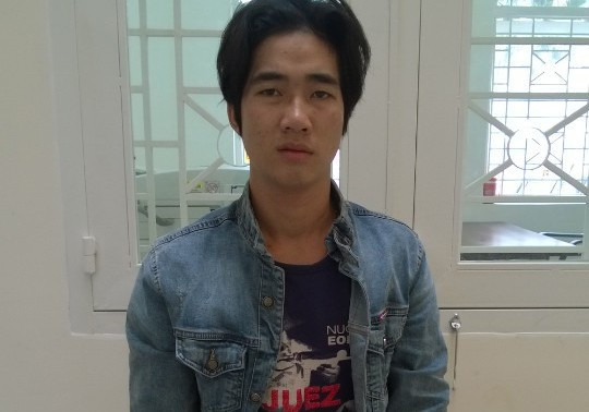 Phát tại cơ quan điều tra. Ảnh: Khánh Trung