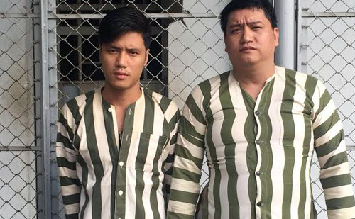 Hạnh và Hồng tại cơ quan điều tra. Ảnh C.A