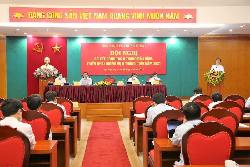 Ban Kinh tế T.Ư phát hiện nhiều vấn đề tháo gỡ cho địa phương, doanh nghiệp