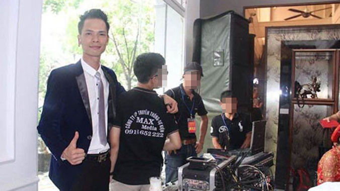 Hình ảnh “bầu sô” bóng bẩy trên trang Facebook khác xa với thực tế.