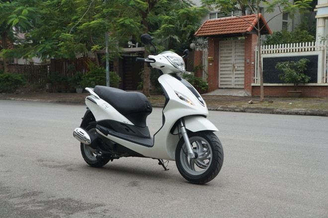 [CẬN CẢNH] Piaggio Fly phiên bản mới đọ 'nhan sắc' với đối thủ