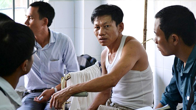 Các bệnh nhân cùng phòng với nạn nhân kể lại vụ việc