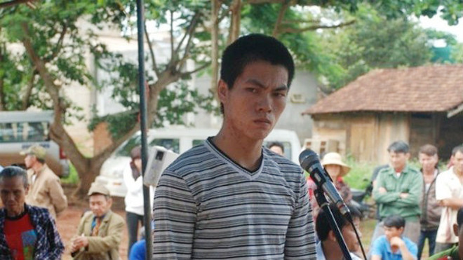 Dùng súng tự chế bắn chết 'tình địch' vì ghen