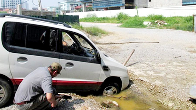 Ô tô đi vào sẽ bị bẫy "nuốt" gọn