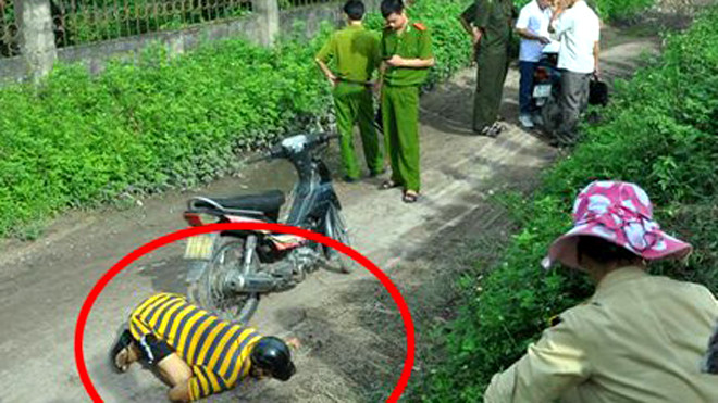 Nạn nhân chết trong tư thế quỳ đầu gối
