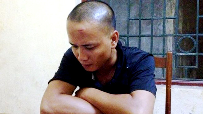 Nguyễn Tiến Dũng tại cơ quan công an