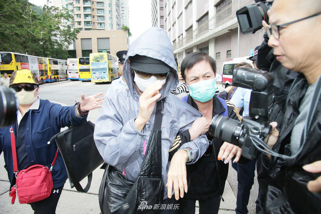 3 ngày sau khi Lam Khiết Anh qua đời chị gái bà mới tới nhận xác rồi vội vàng rời đi.