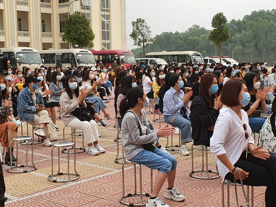Những công dân hết hạn cách ly 14 ngày. Ảnh: PV